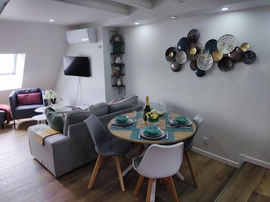 Comfortable Air-Conditioned T3 In The Heart Of Amboise With Parking Space Exteriör bild