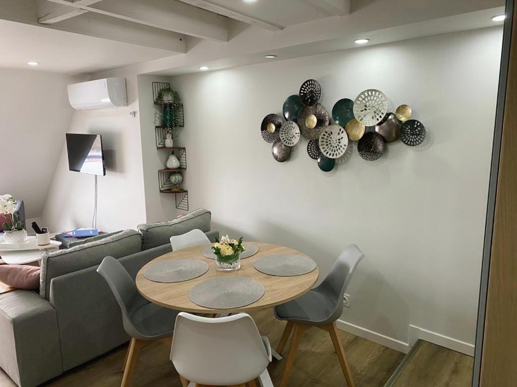 Comfortable Air-Conditioned T3 In The Heart Of Amboise With Parking Space Exteriör bild